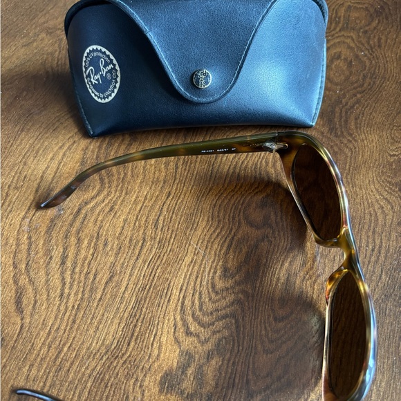 Ray-Ban Tortoise Shell Sunglasses - Picture 3 of 3